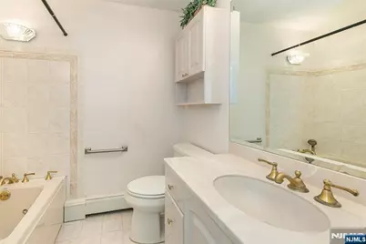 492 Blue Hill Terrace, Franklin Lakes, NJ 07417 - Photo 21