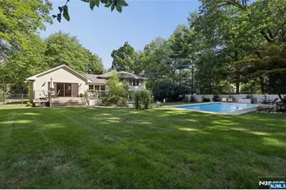 734 Willow Run, Wyckoff Township, NJ 07481 - Photo 5