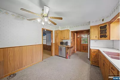 56 Haskell Avenue, Wanaque, NJ 07420 - Photo 13