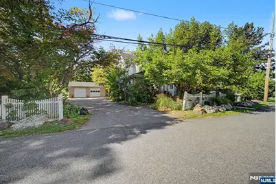 56 Haskell Avenue, Wanaque, NJ 07420 - Photo 3