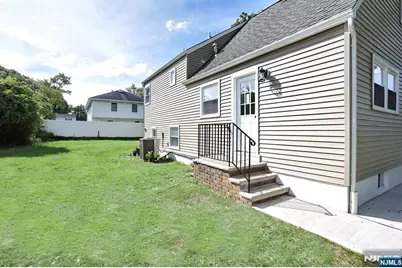 73 Rucereto Avenue, Dumont, NJ 07628 - Photo 43