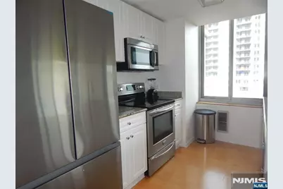 100 Old Palisade Road 1503 #1503, Fort Lee, NJ 07024 - Photo 11