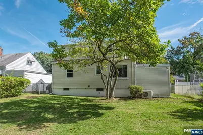 9-10 Malcolm Terrace, Fair Lawn, NJ 07410 - Photo 23