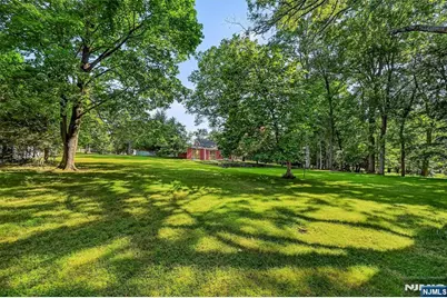 1 Carlyle Place, Hillsdale, NJ 07642 - Photo 19