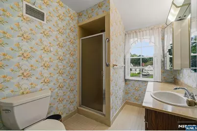 1 Carlyle Place, Hillsdale, NJ 07642 - Photo 41