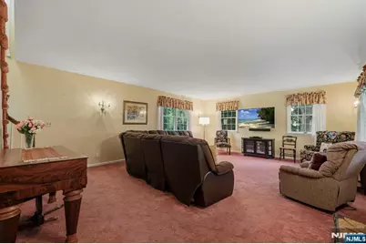 1 Carlyle Place, Hillsdale, NJ 07642 - Photo 37