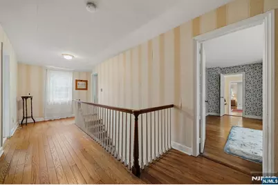 1 Carlyle Place, Hillsdale, NJ 07642 - Photo 39