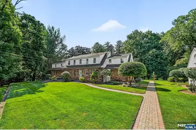 1 Carlyle Place, Hillsdale, NJ 07642 - Photo 25