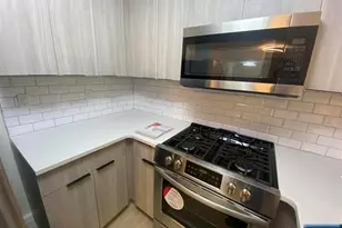 95 Orient Way Cc, Rutherford, NJ 07070 - Photo 3