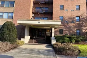 95 Orient Way Cc, Rutherford, NJ 07070 - Photo 17