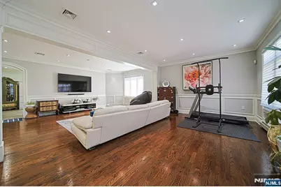 897 Virgil Avenue, Ridgefield, NJ 07657 - Photo 13
