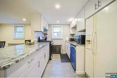 602 Studio Road, Ridgefield, NJ 07657 - Photo 19