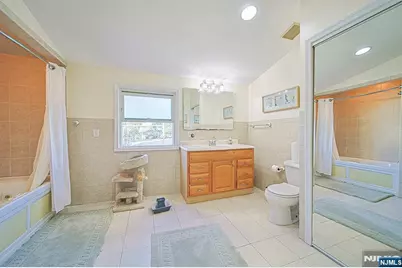 602 Studio Road, Ridgefield, NJ 07657 - Photo 29