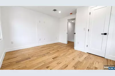 290 20th, Newark, NJ 07103 - Photo 15