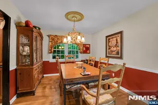 11 Dogwood Ct, Mahwah, NJ 07430 - Photo 7