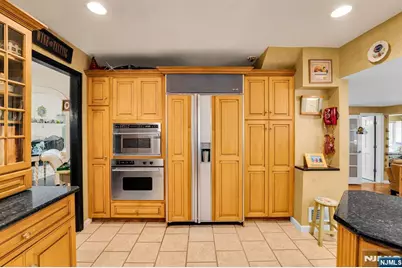 11 Dogwood Court, Mahwah, NJ 07430 - Photo 5