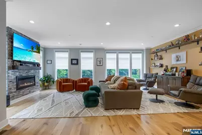 98 Cinnamon Drive, Upper Saddle River, NJ 07458 - Photo 5