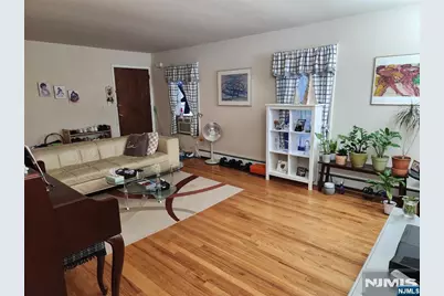 76 Prospect Street, Paramus, NJ 07652 - Photo 5