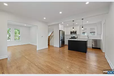172 Boiling Springs Avenue, East Rutherford, NJ 07073 - Photo 21