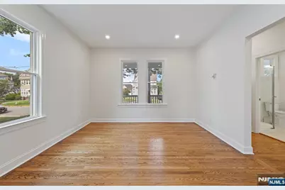 172 Boiling Springs Avenue, East Rutherford, NJ 07073 - Photo 5