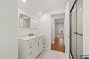 172 Boiling Springs Ave, East Rutherford, NJ 07073 - Photo 33