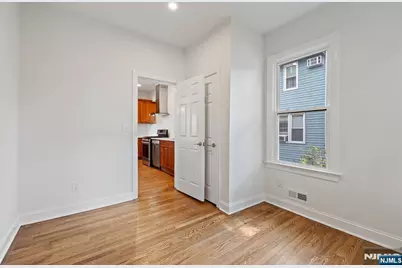 172 Boiling Springs Avenue, East Rutherford, NJ 07073 - Photo 15
