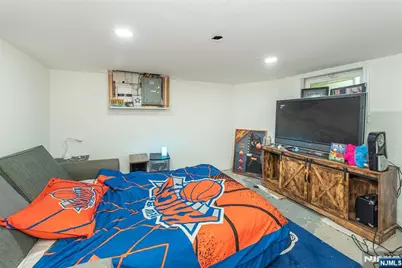 225 Elm Avenue, Bogota, NJ 07603 - Photo 13