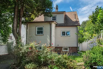 225 Elm Avenue, Bogota, NJ 07603 - Photo 23