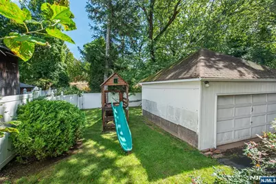 225 Elm Avenue, Bogota, NJ 07603 - Photo 21