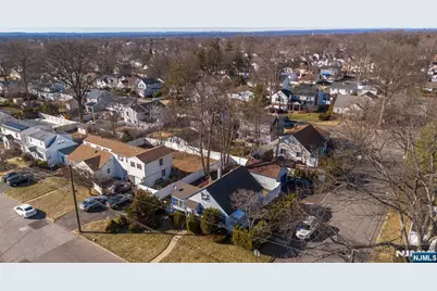 175 Hillside Avenue, Bergenfield, NJ 07621 - Photo 19