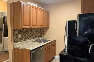 245 Anderson Street 4I, Hackensack, NJ 07601 - Photo 3
