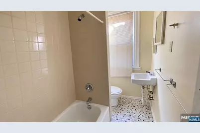 760 Harrison Avenue 6 #6, Harrison, NJ 07029 - Photo 7