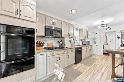 53 Seneca Avenue, Dumont, NJ 07628 - Photo 11