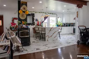 883 Ray Ave, Ridgefield, NJ 07657 - Photo 5