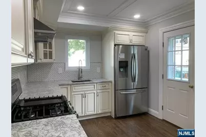 10 White Oak Drive, Lodi, NJ 07644 - Photo 3
