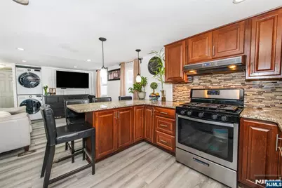 39 Helen, Moonachie, NJ 07074 - Photo 13