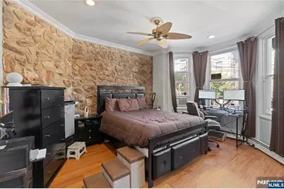 517 Monastery Place, Union City, NJ 07087 - Photo 17