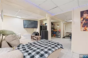 517 Monastery Pl, Union City, NJ 07087 - Photo 31