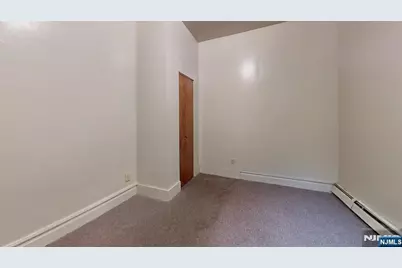 504 Springfield, Newark, NJ 07103 - Photo 23