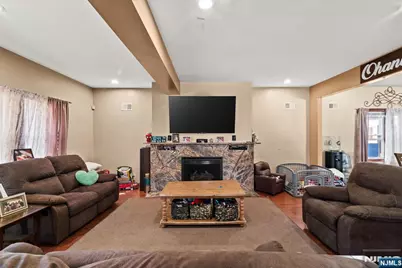 39-41 Richmond Avenue, Paterson, NJ 07502 - Photo 5