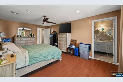 39-41 Richmond Avenue, Paterson, NJ 07502 - Photo 13