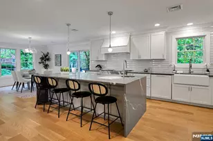 9 Crestview Ct, Montclair, NJ 07042 - Photo 11