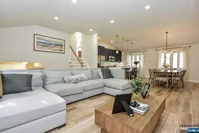 21 Branton Street, Park Ridge, NJ 07656 - Photo 9