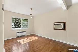 618 Shelton Rd, Ridgewood, NJ 07450 - Photo 9