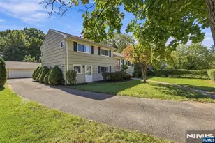 618 Shelton Rd, Ridgewood, NJ 07450 - Photo 3