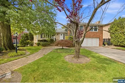 1111 Cumbermeade Road, Fort Lee, NJ 07024 - Photo 29