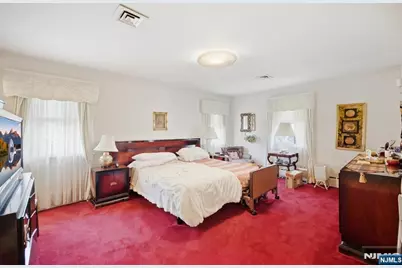 1111 Cumbermeade Road, Fort Lee, NJ 07024 - Photo 17
