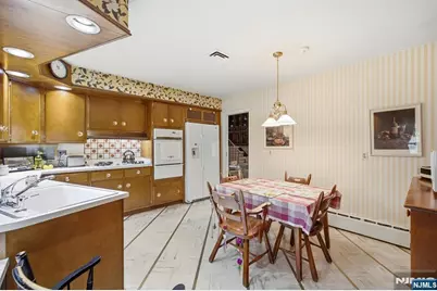 1111 Cumbermeade Road, Fort Lee, NJ 07024 - Photo 11