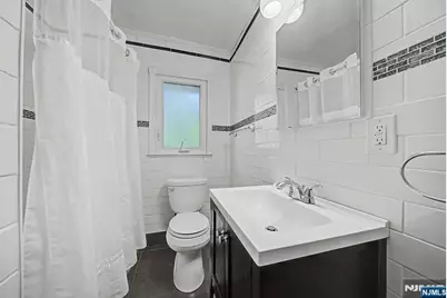 45 Leonard, Wayne, NJ 07470 - Photo 13