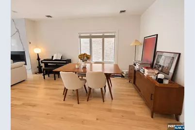 211 Slocum Way A #A, Fort Lee, NJ 07024 - Photo 5